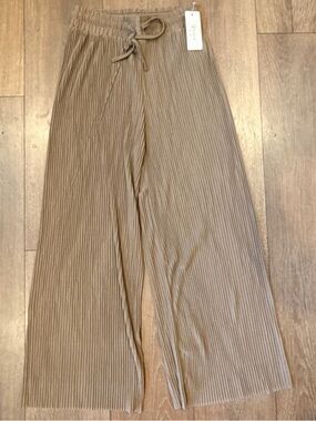 🤎 Tan Pleated Wide Leg Pants Womens M/L Lounge Travel High Waist